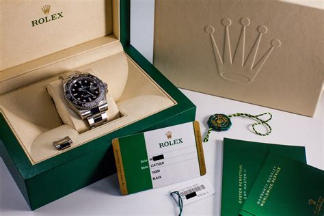 ROLEX WATCH BOX 68.00.2 FROM ‘90 DAYTONA 